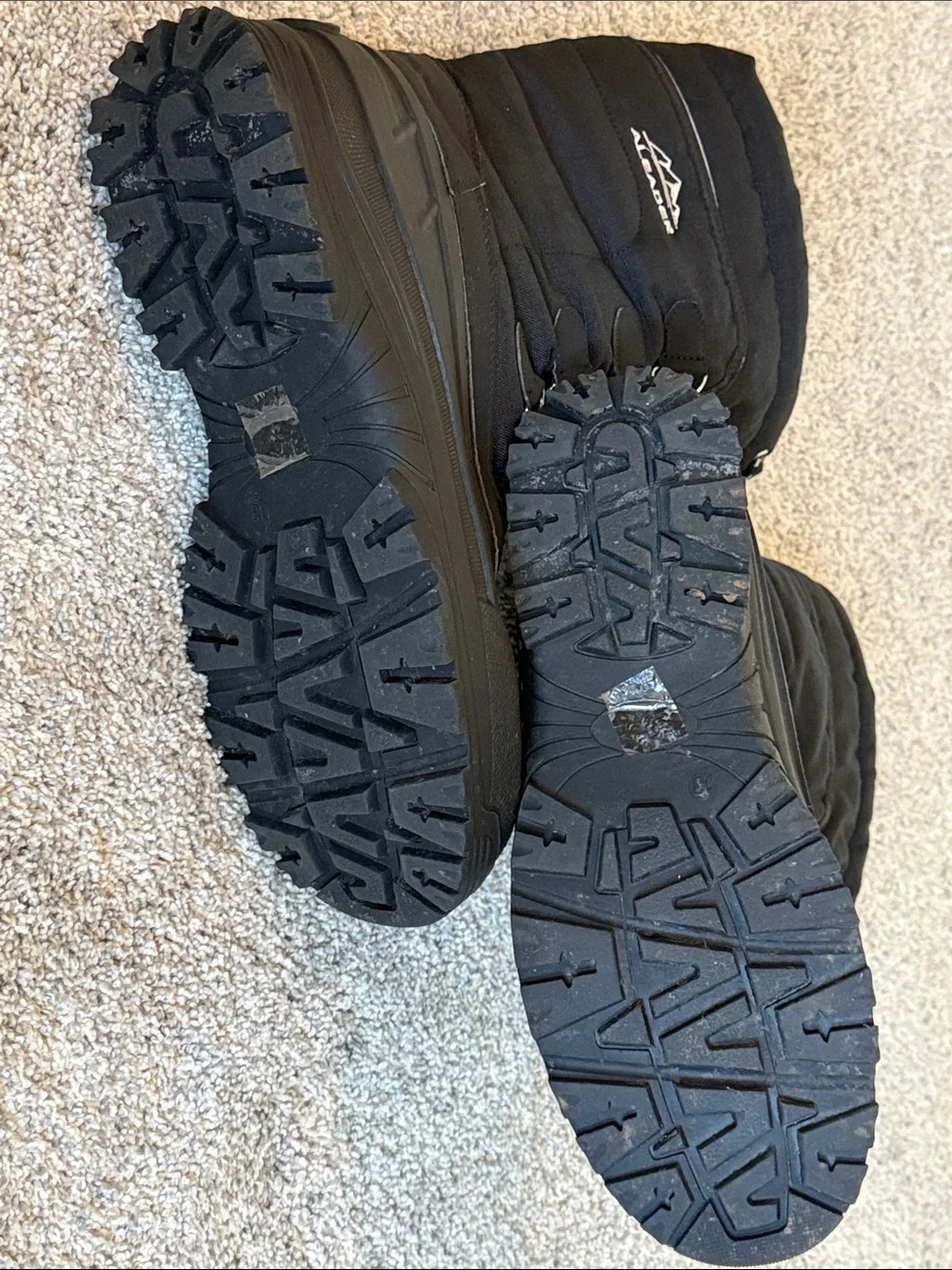 Aleader Black Insulated Snow Boots
